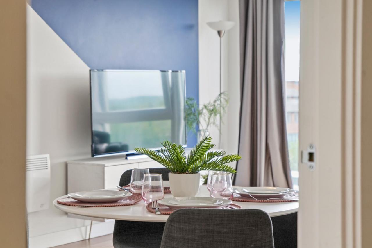 Stunning 2 Bedroom Apartment Leeds  Eksteriør billede