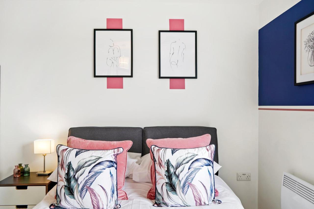Stunning 2 Bedroom Apartment Leeds  Eksteriør billede
